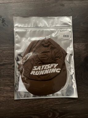 Satisfy Running Brown Men’s Running Cap